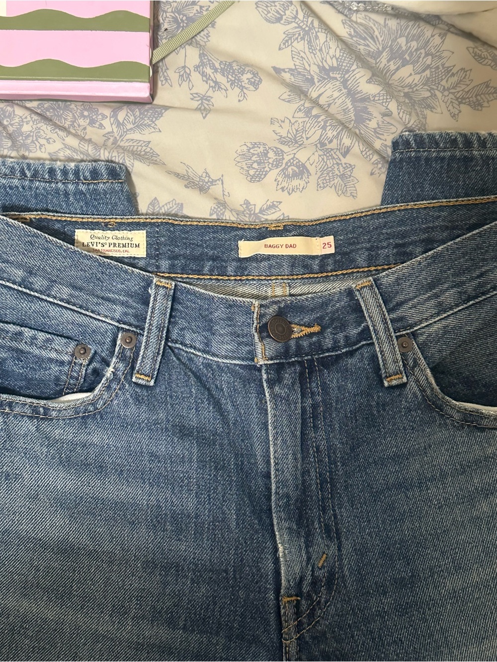 Levi's Relaxed Baggy Dad Jeans in Light Blue Denim